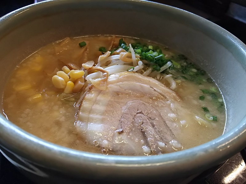 とんこつラーメン