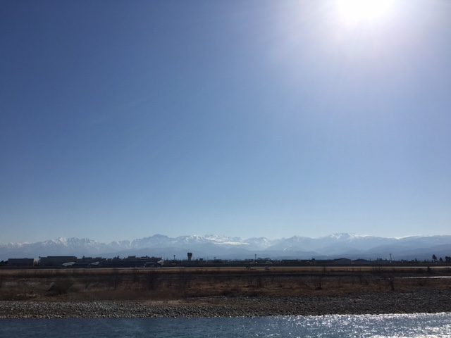 あの丘を越えれば海が見える　　（ビート板 持参。）