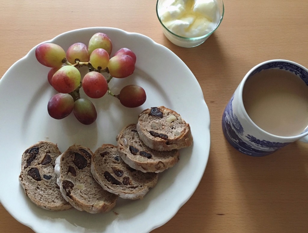 フォトジェニックな食器