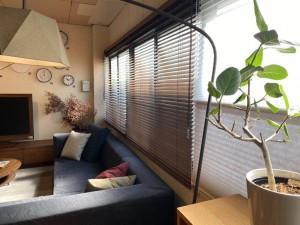 富山　家具屋　カーテン
