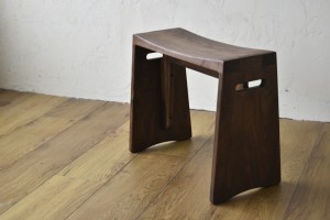 富山家具屋　Stool　無垢材