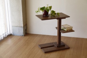 ミヤモト家具　サイドテーブル
