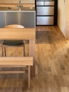 富山　家具　ダイニングテーブル　オシャレ
