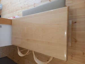 富山　家具　オシャレ　ダイニングテーブル