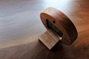 round clock-lowve (11)