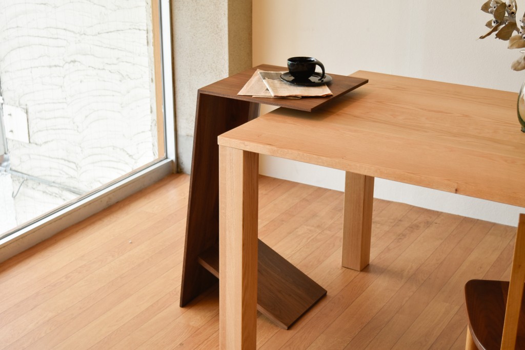 多様なサイドテーブル