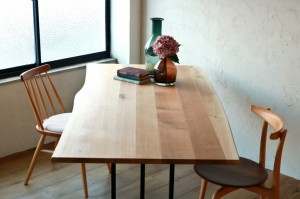 富山　ダイニングテーブル　耳付き　おしゃれ　家具
