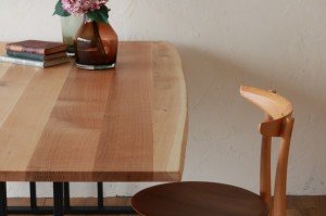 富山　ダイニングテーブル　耳付き　おしゃれ　家具