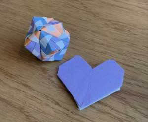 富山 家具 折り紙 立体