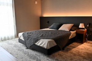 富山　家具　ベッド　シーツ