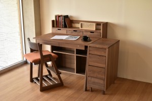 富山　家具　学習デスク　勉強机