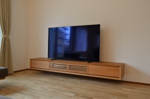 富山　家具　TVボード　造作家具