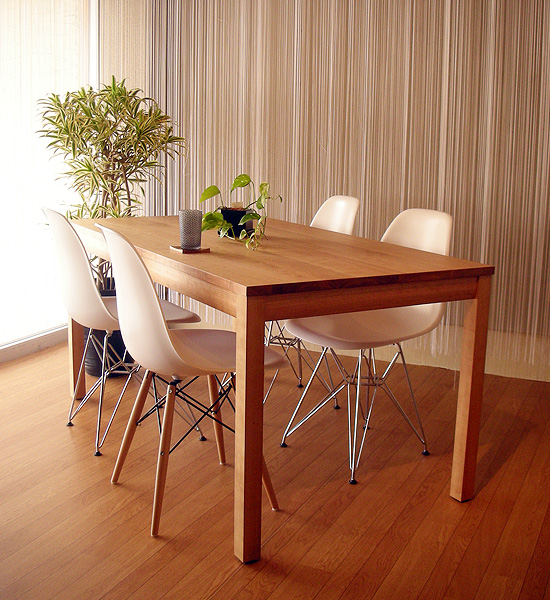 Dining Table ‐004