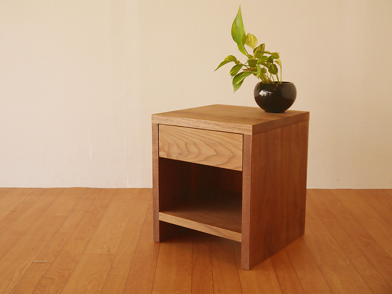 Side Table – 003