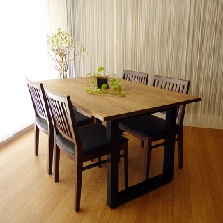 Dining Table ‐012