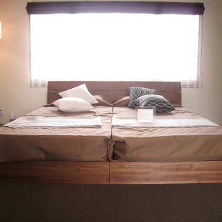 Solid Wood Bed III