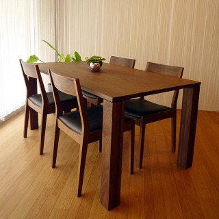 Dining Table ‐017