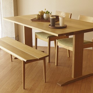 Trunk Plus Dining table