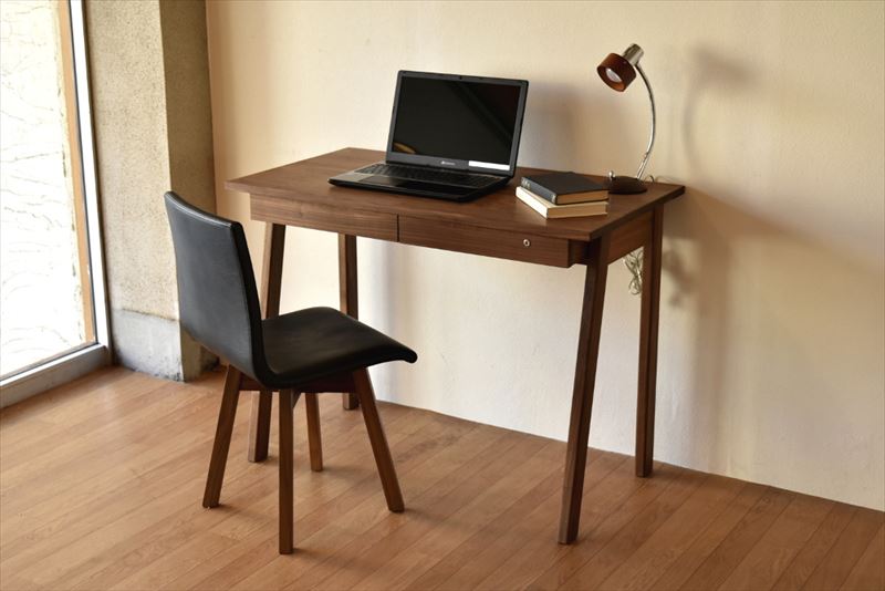 Desk – 008