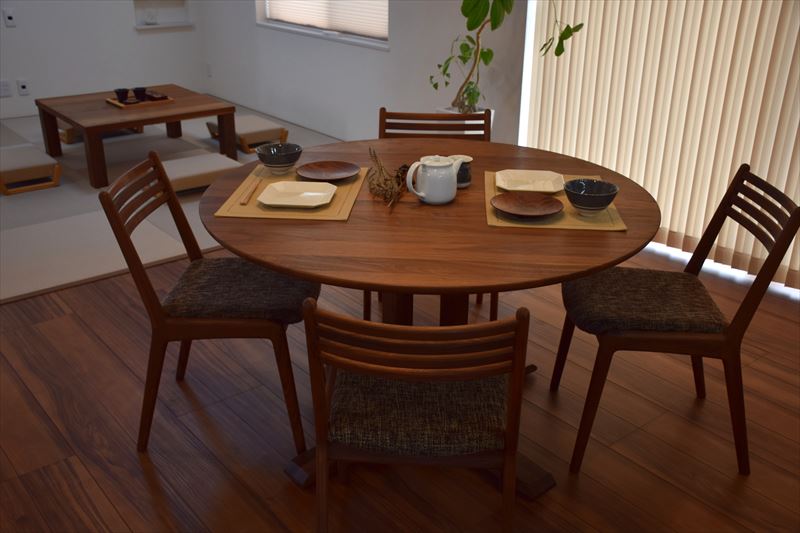 Dining Table ‐029