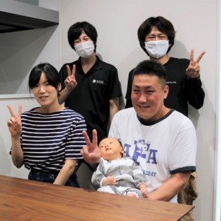 Nさま。きょうは私までお邪魔させて頂き、楽しく配送出来ました！お子様が大きくなって、弊社に家具を見に来れるようになるまでまた頑張ります！宮本
