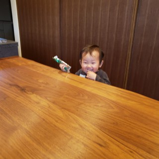 元気いっぱいのフォトアルバムありがとうございます！お家も素敵で羨ましいです。末永くよろしくお願い致します！大山