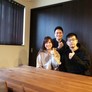 早々に2度目フォトありがとうございます！何度も打合せしましたが、毎回楽しかったですよ。またよろしくお願いします！大山