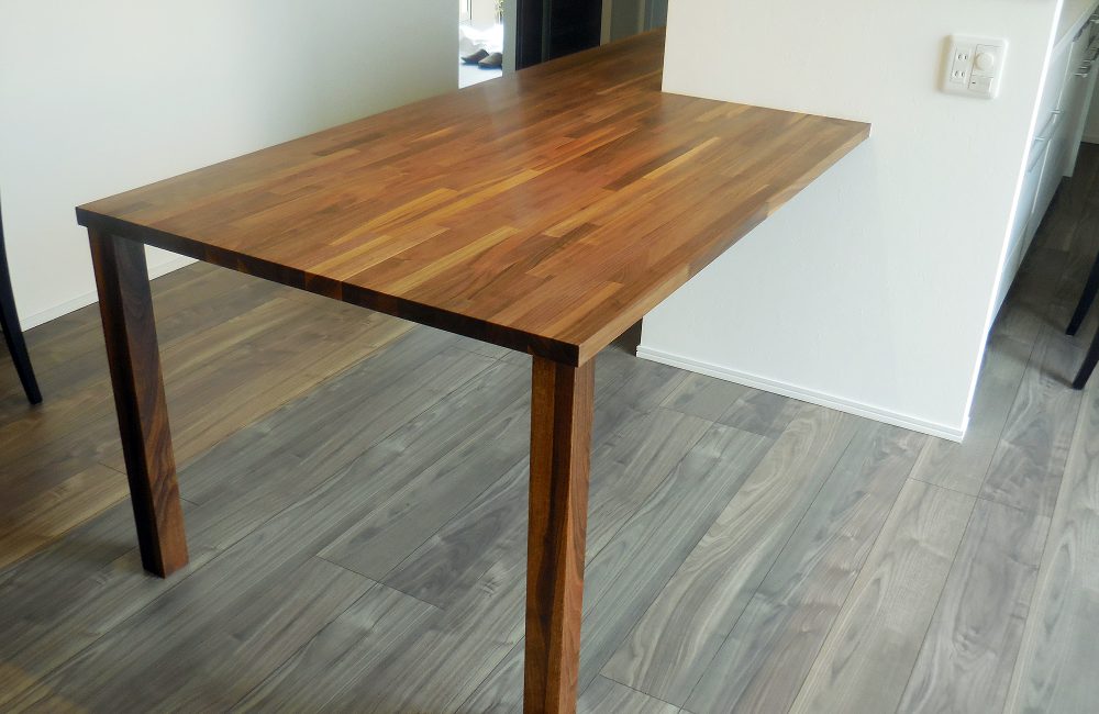 Full Order Dining Table