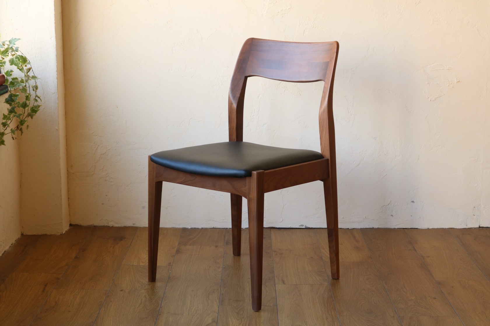 Easy to buy Chair -A- WN