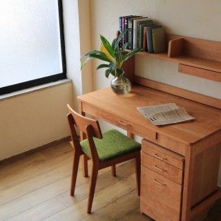 TUTTO Desk