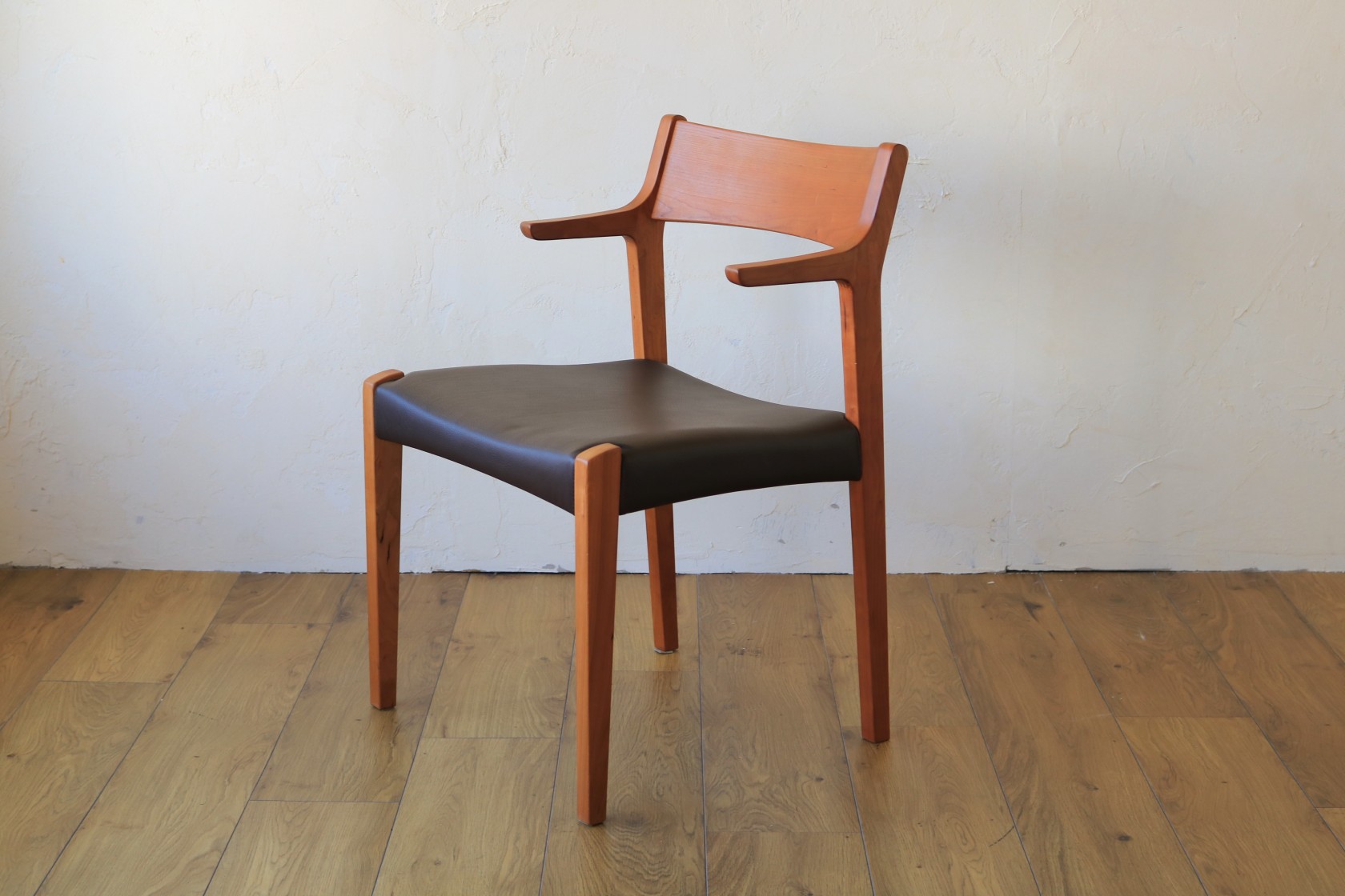 Chair – 072