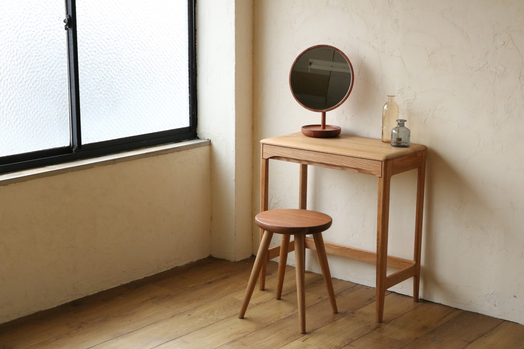 Desk – 021