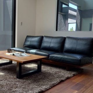 MO Sofa