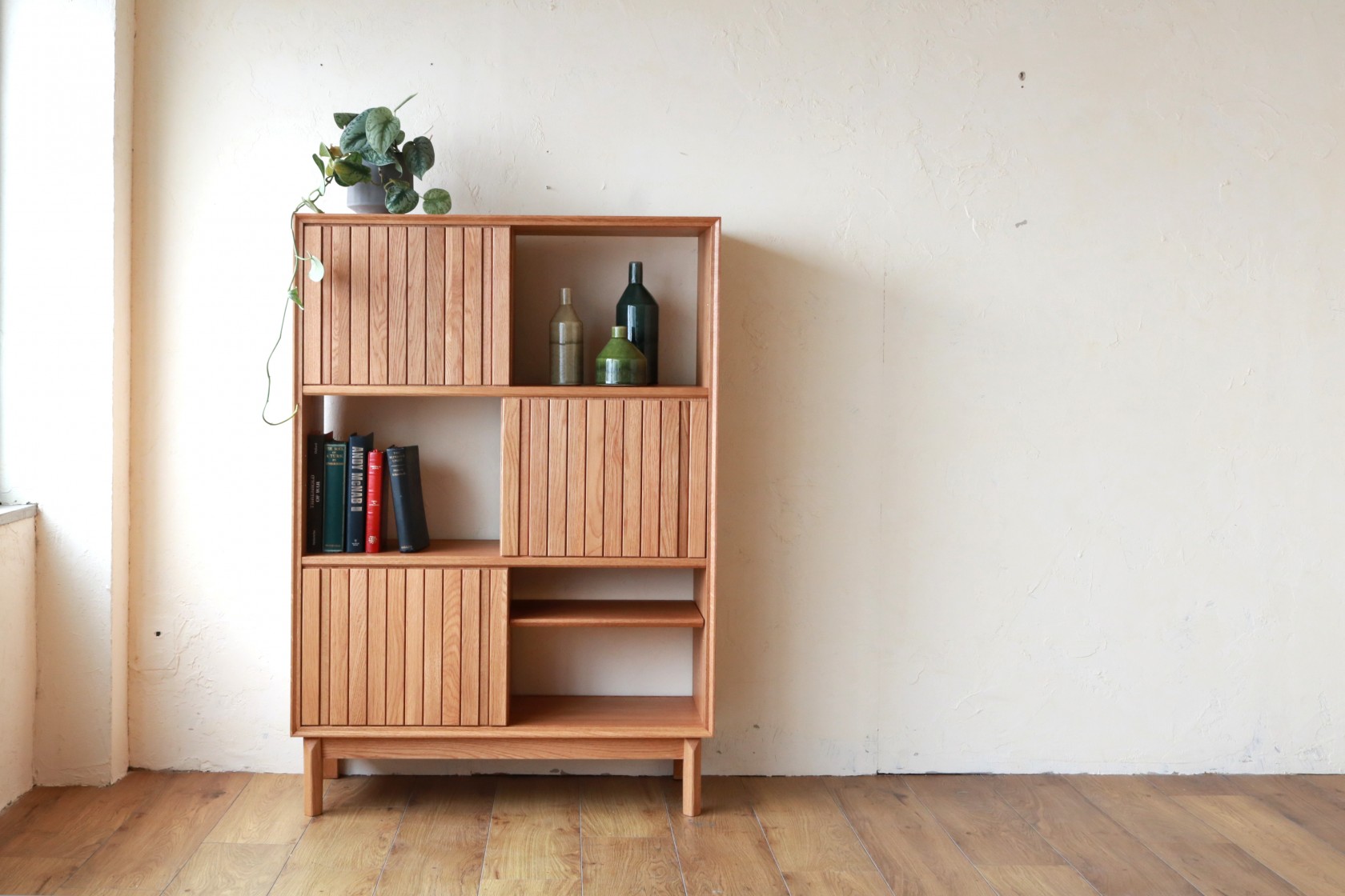 Shelf – 009