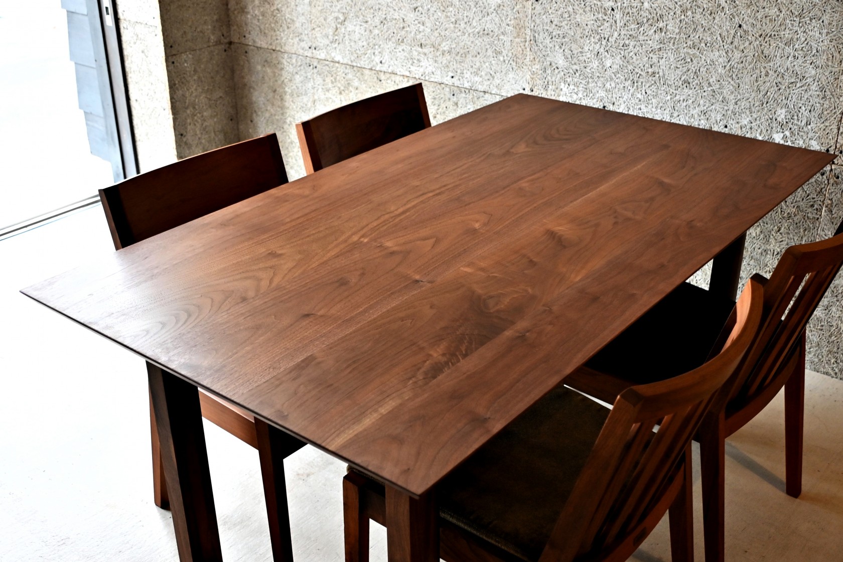 Dining Table ‐069