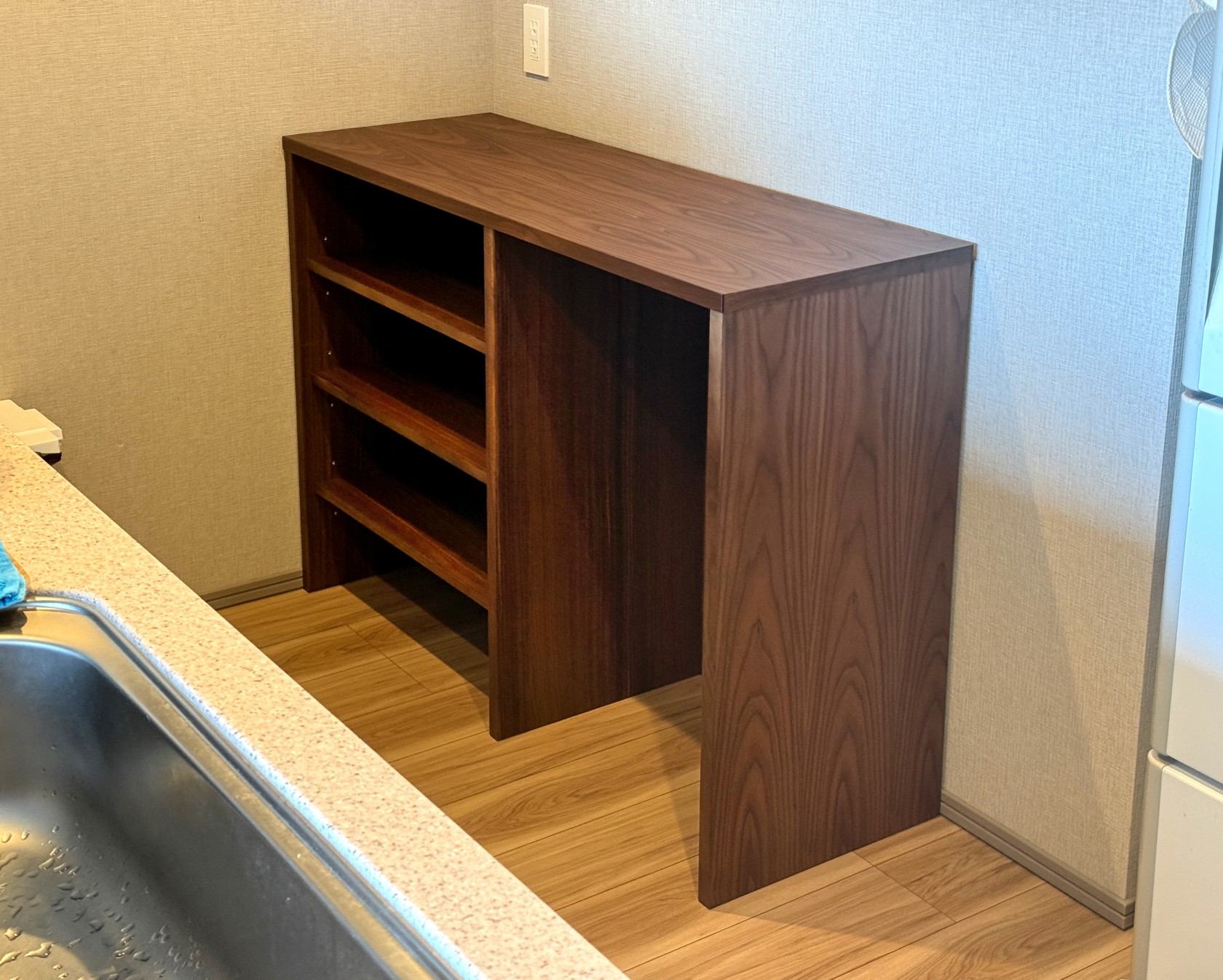 Full Order Cup Board