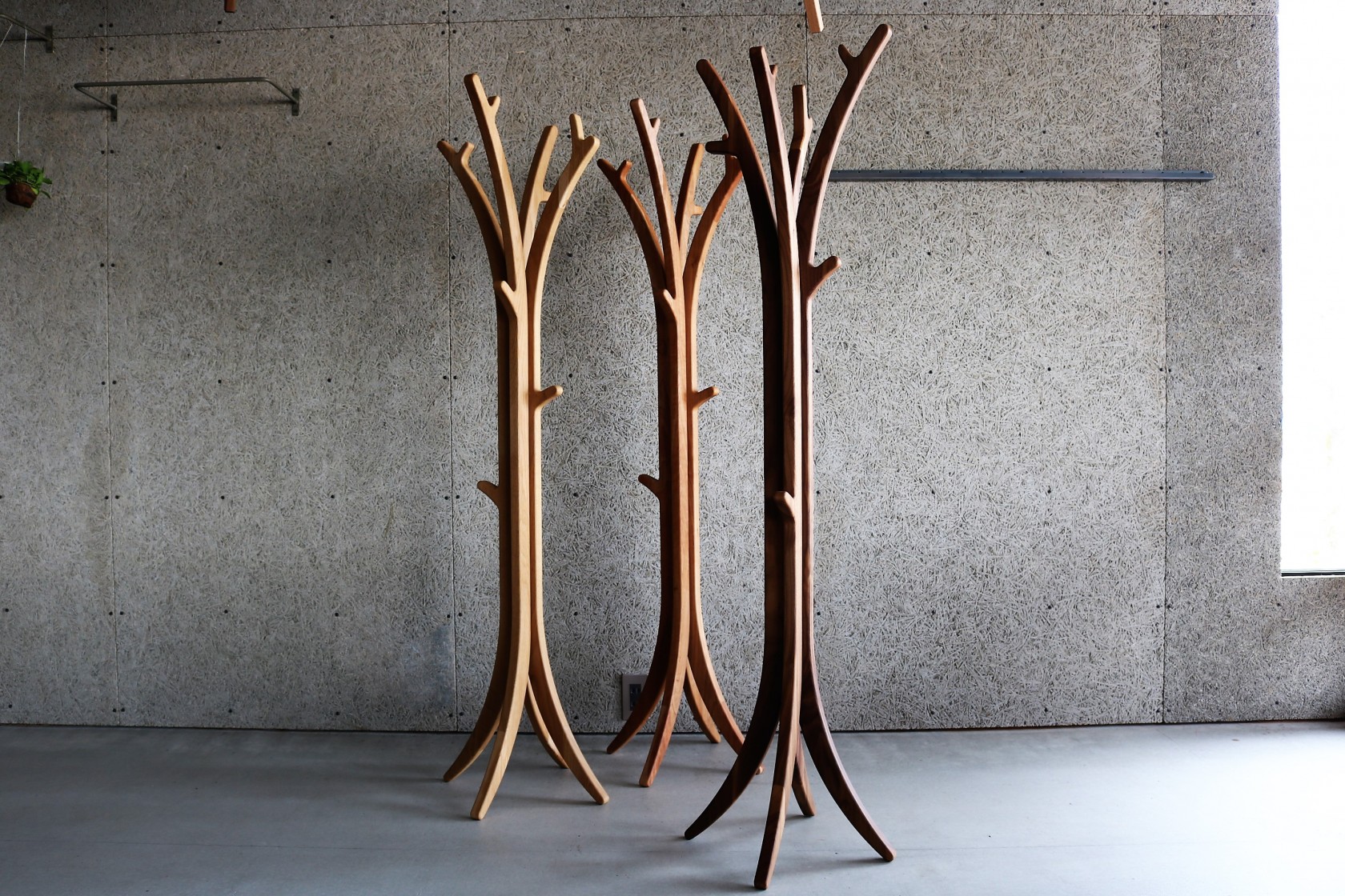 Hanger Stand – 2