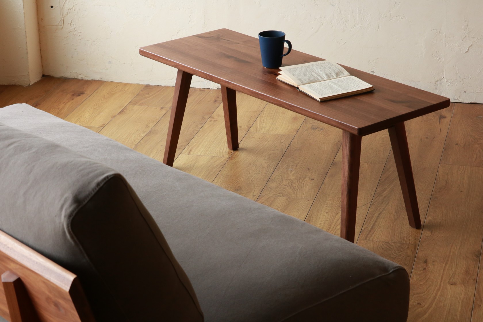 Living Table – 045