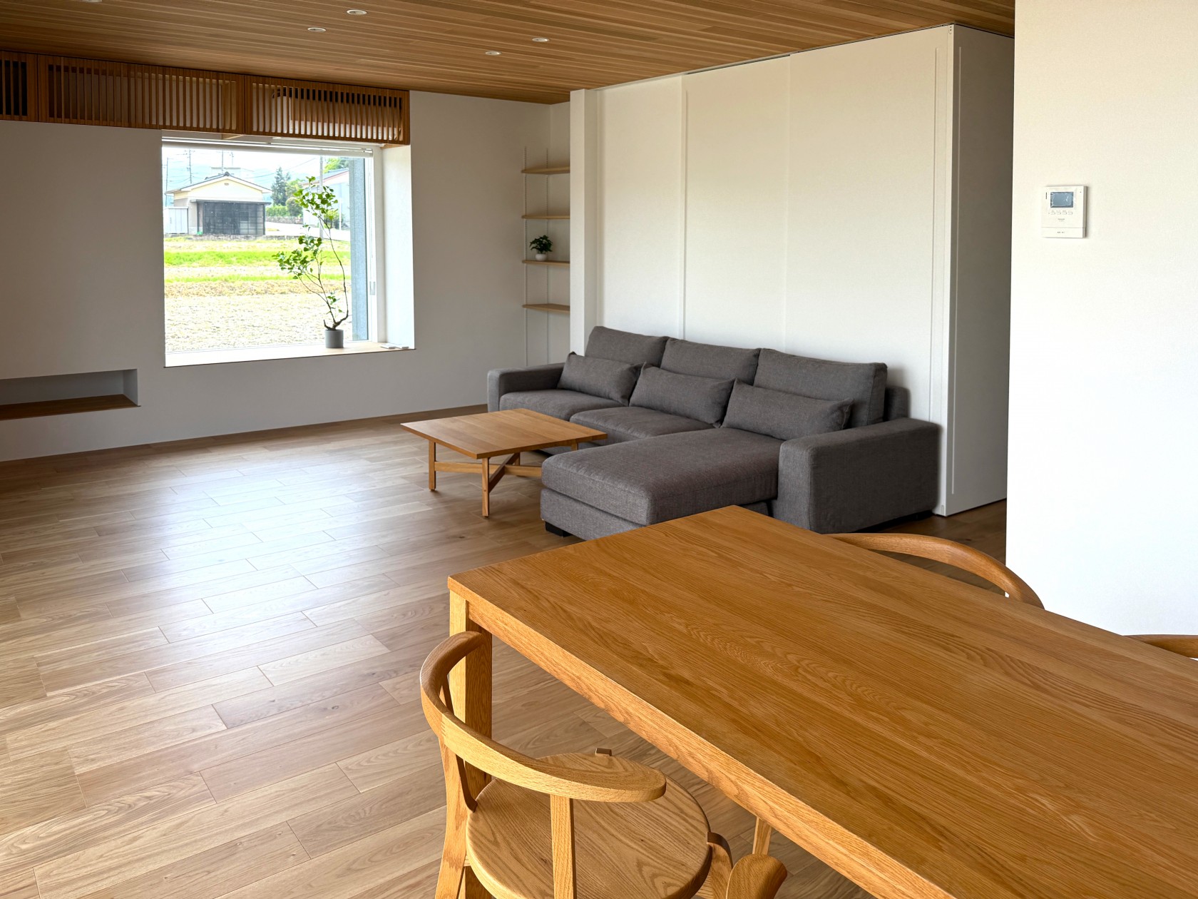 レンタル家具　おしゃれ　富山　無垢材　ミヤモト家具　完成見学会