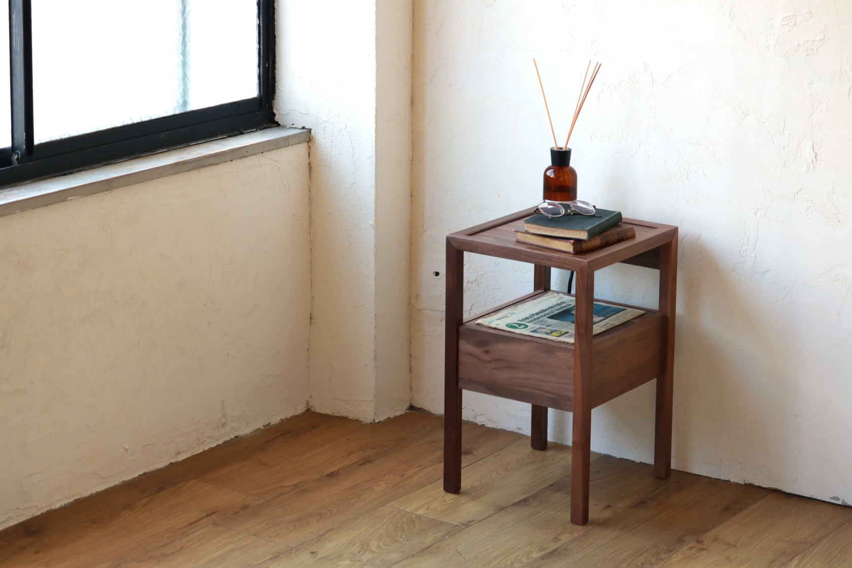 Side Table – 026