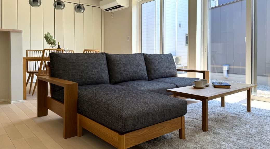 レンタル家具　おしゃれ　富山　無垢材　ミヤモト家具　完成見学会