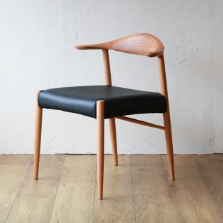 Chair – 100