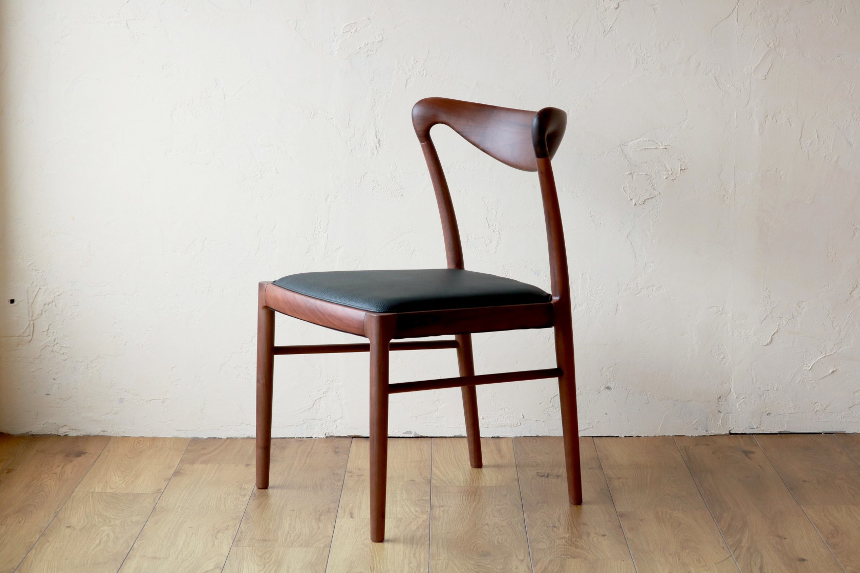 Chair – 103