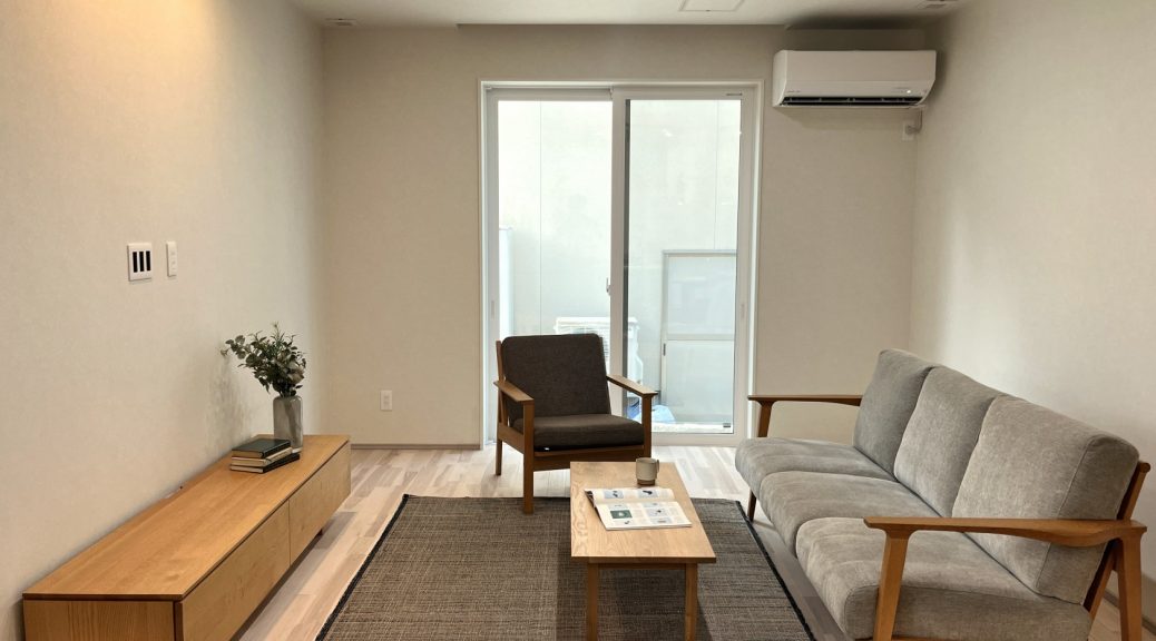 レンタル家具　おしゃれ　富山　無垢材　ミヤモト家具　完成見学会