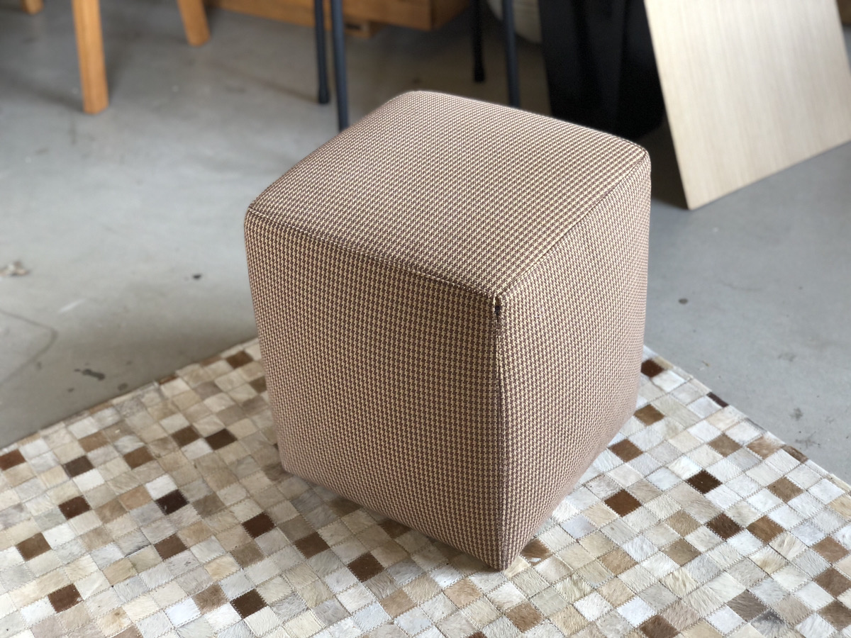 Mono Stool