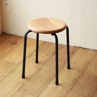 round iron stool