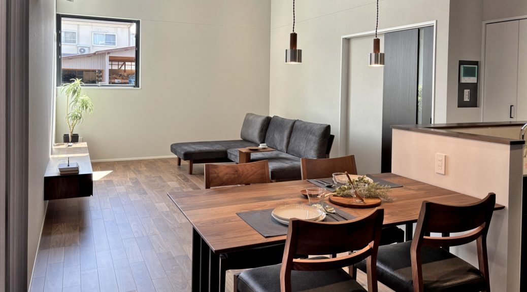 レンタル家具　おしゃれ　富山　無垢材　ミヤモト家具　完成見学会