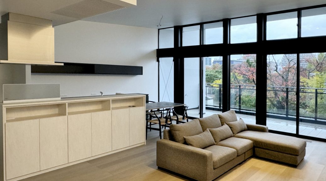 レンタル家具　おしゃれ　富山　無垢材　ミヤモト家具　完成見学会