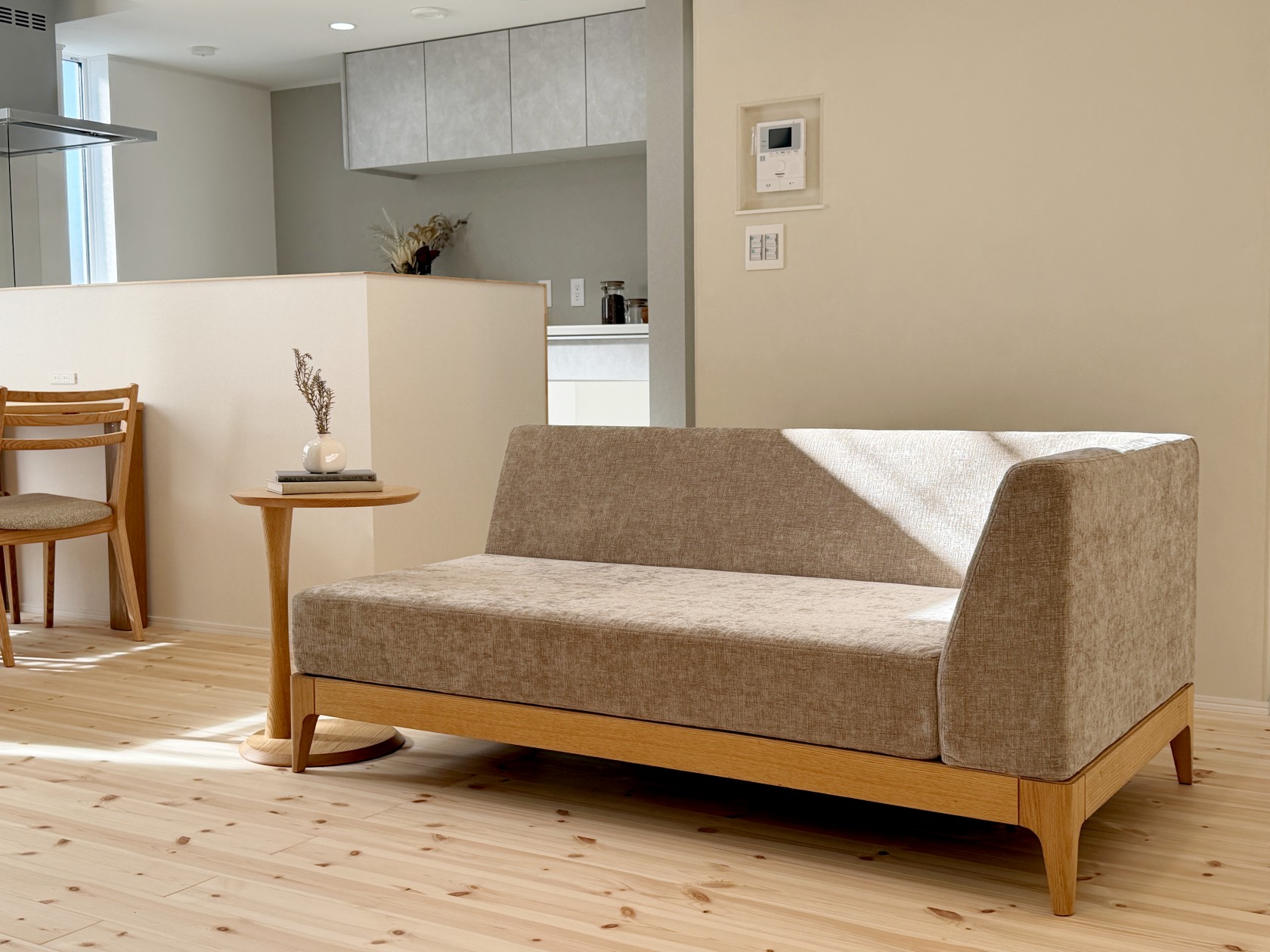 レンタル家具　おしゃれ　富山　無垢材　ミヤモト家具　完成見学会