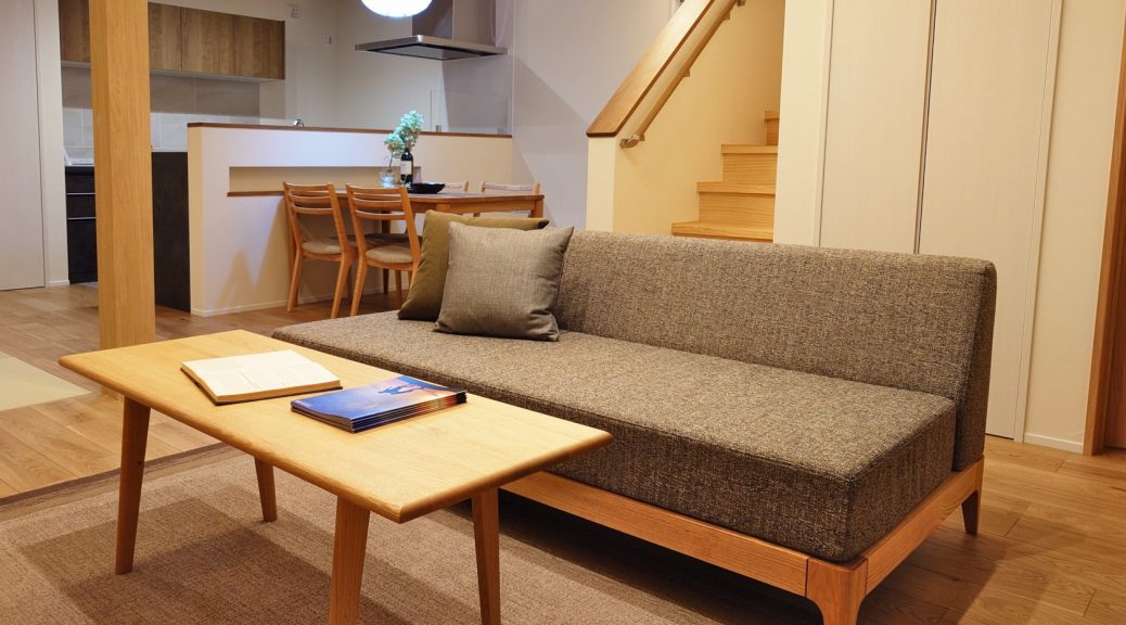 レンタル家具　おしゃれ　富山　無垢材　ミヤモト家具　完成見学会